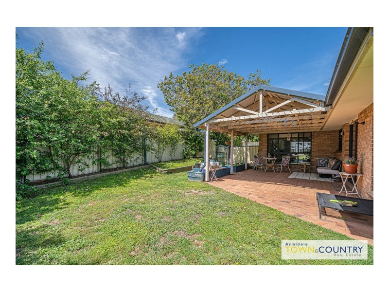23 Eleanor Close, Armidale NSW 2350