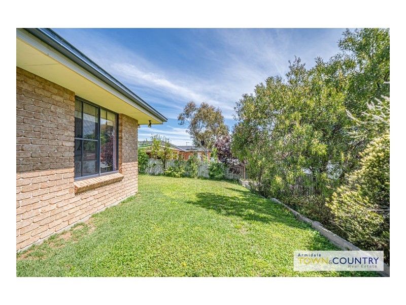 23 Eleanor Close, Armidale NSW 2350