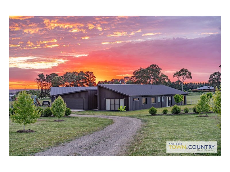 6 Lilley Lane, Armidale NSW 2350