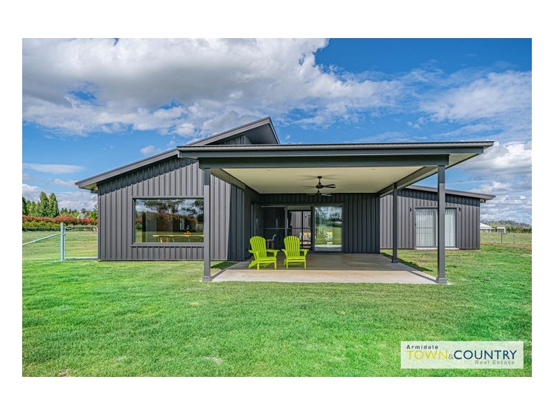 6 Lilley Lane, Armidale NSW 2350