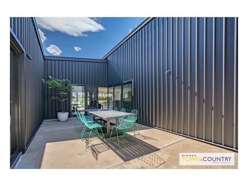 6 Lilley Lane, Armidale NSW 2350