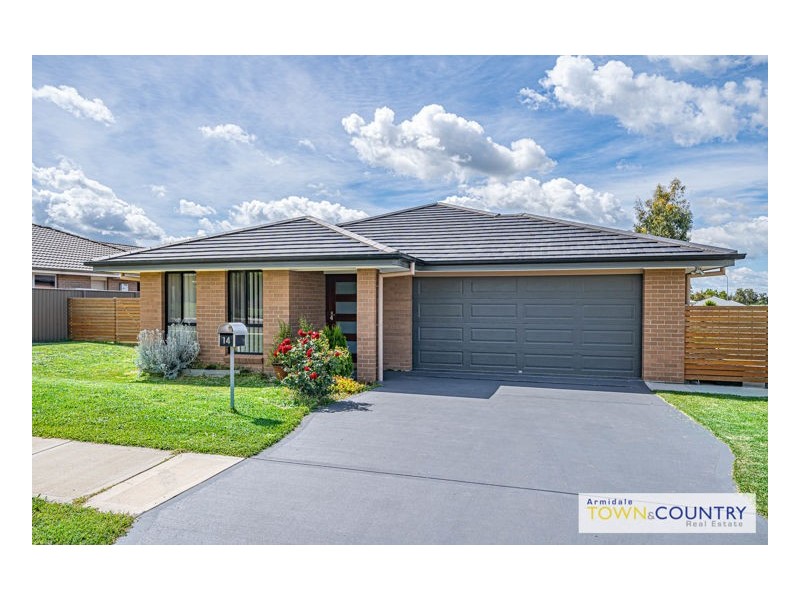 14 Spearmount Drive, Armidale NSW 2350