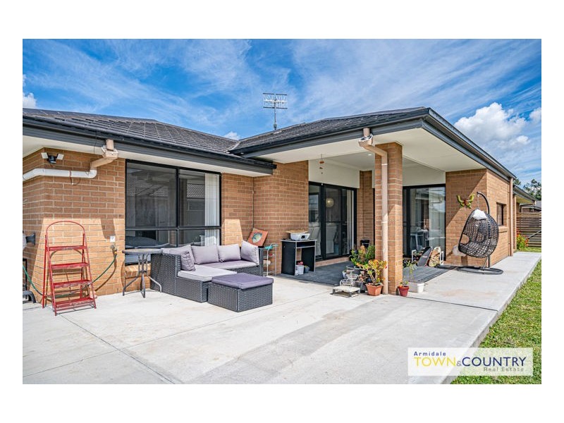 14 Spearmount Drive, Armidale NSW 2350
