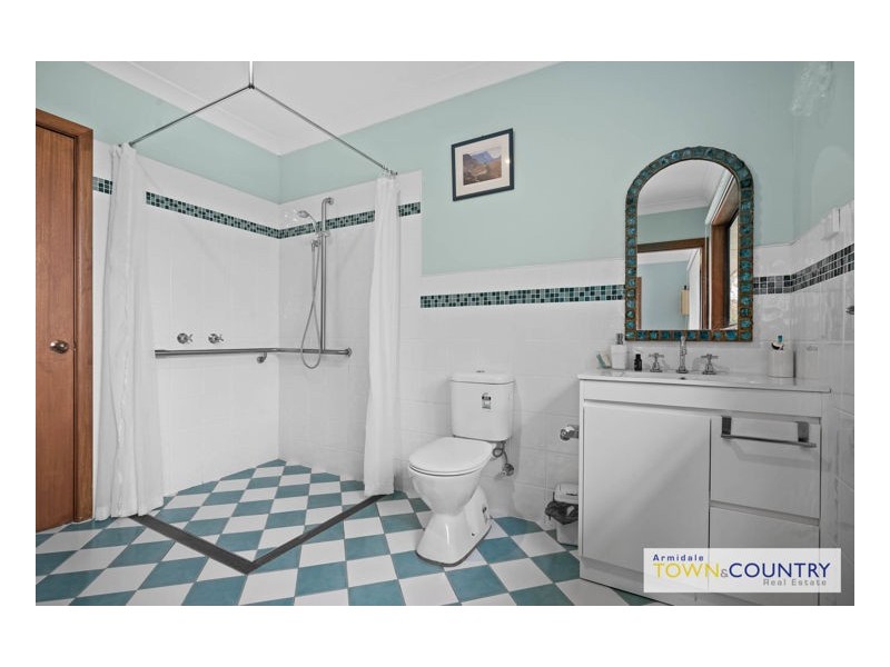 169 Kalinda Road, Armidale NSW 2350