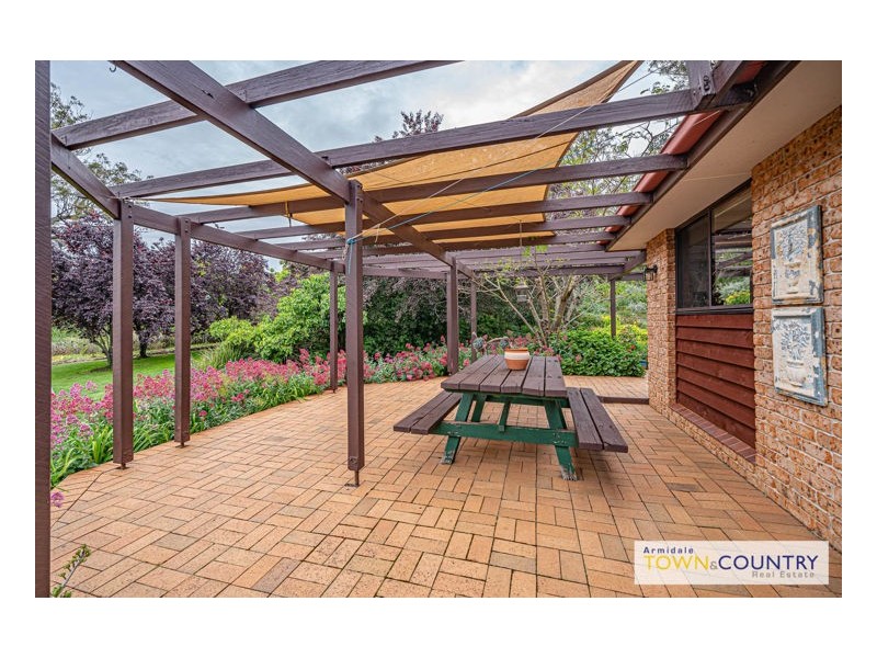 169 Kalinda Road, Armidale NSW 2350