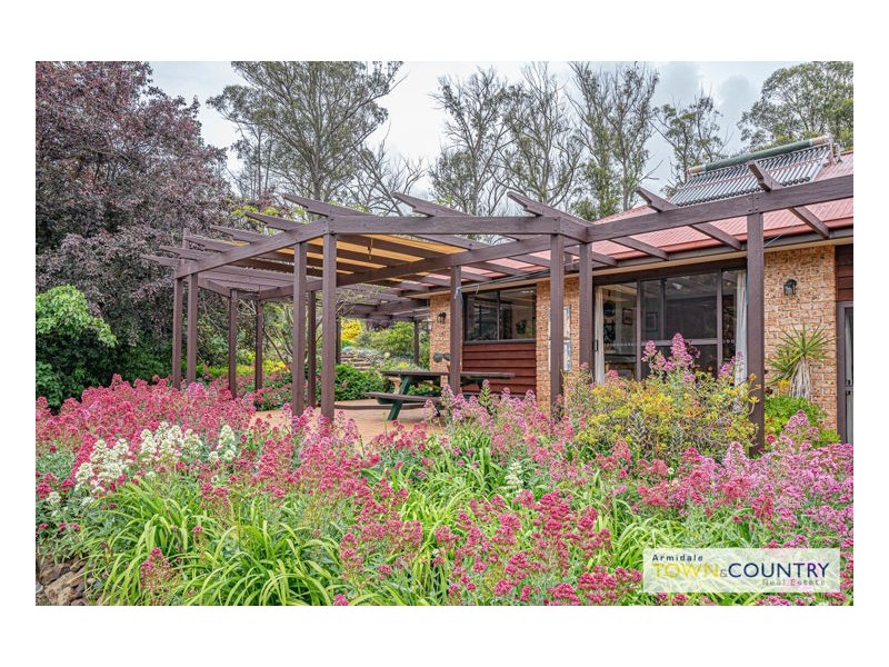 169 Kalinda Road, Armidale NSW 2350