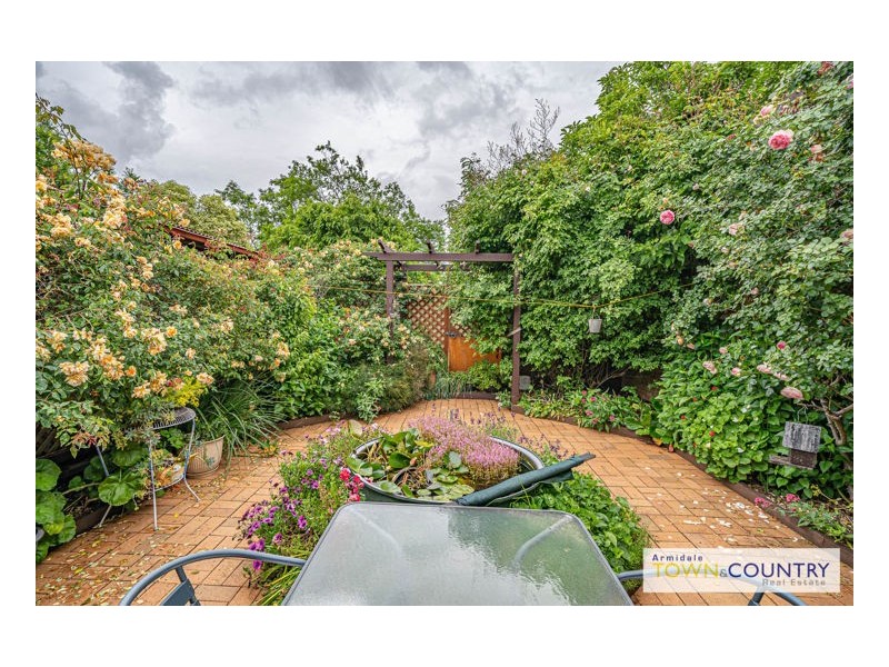 169 Kalinda Road, Armidale NSW 2350