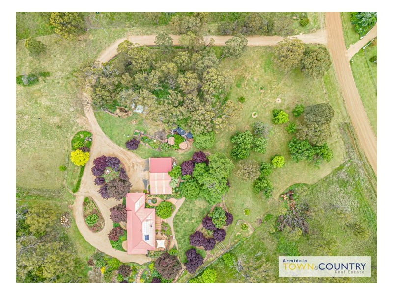 169 Kalinda Road, Armidale NSW 2350