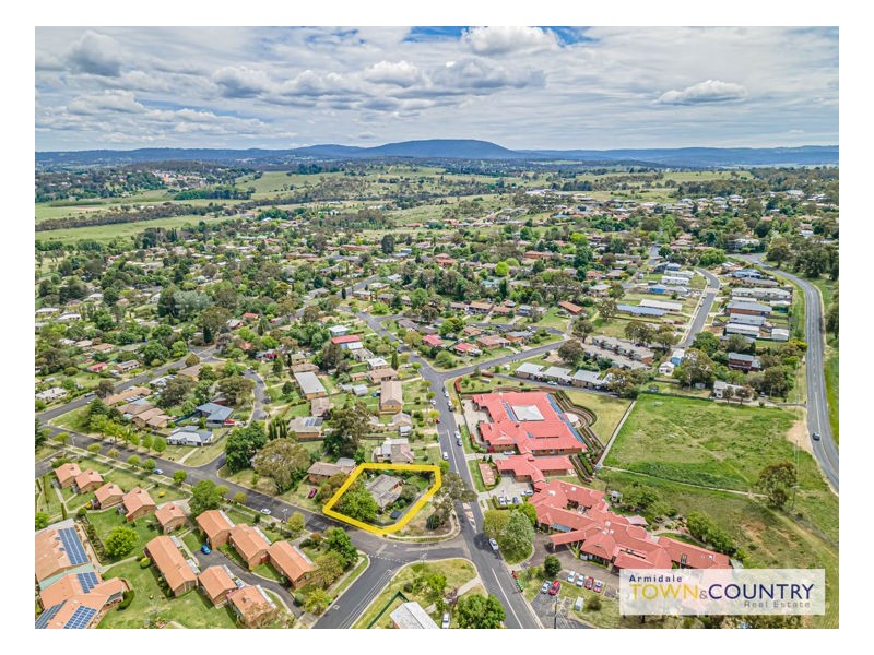 20 Glass Street, Armidale NSW 2350