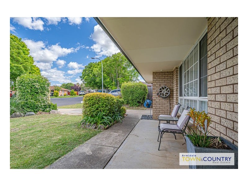 28 Northey Drive, Armidale NSW 2350