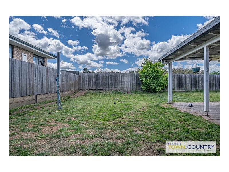 28 Northey Drive, Armidale NSW 2350