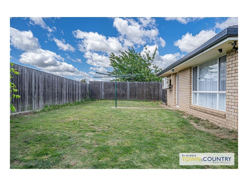 28 Northey Drive, Armidale NSW 2350