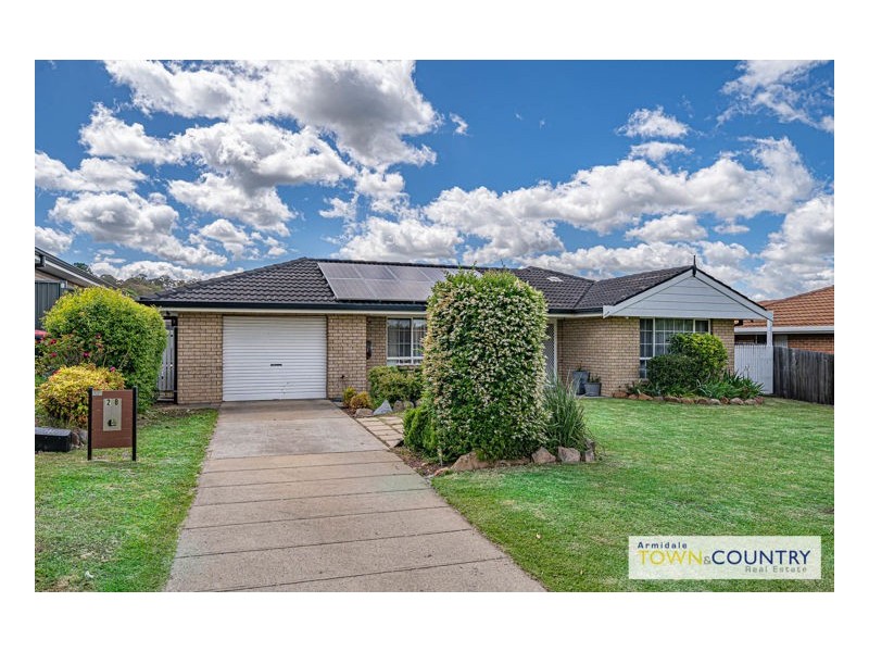 28 Northey Drive, Armidale NSW 2350