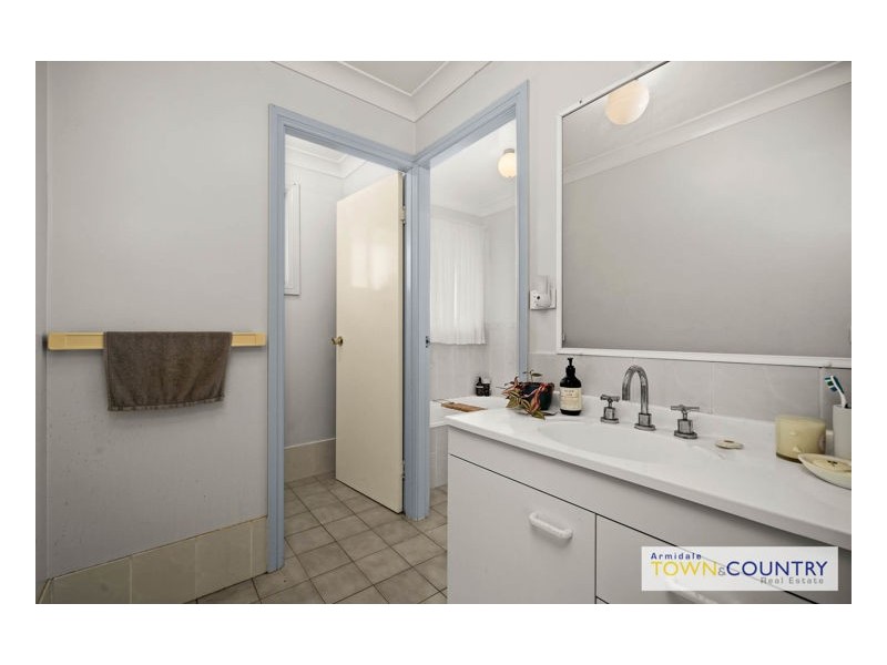 28 Northey Drive, Armidale NSW 2350