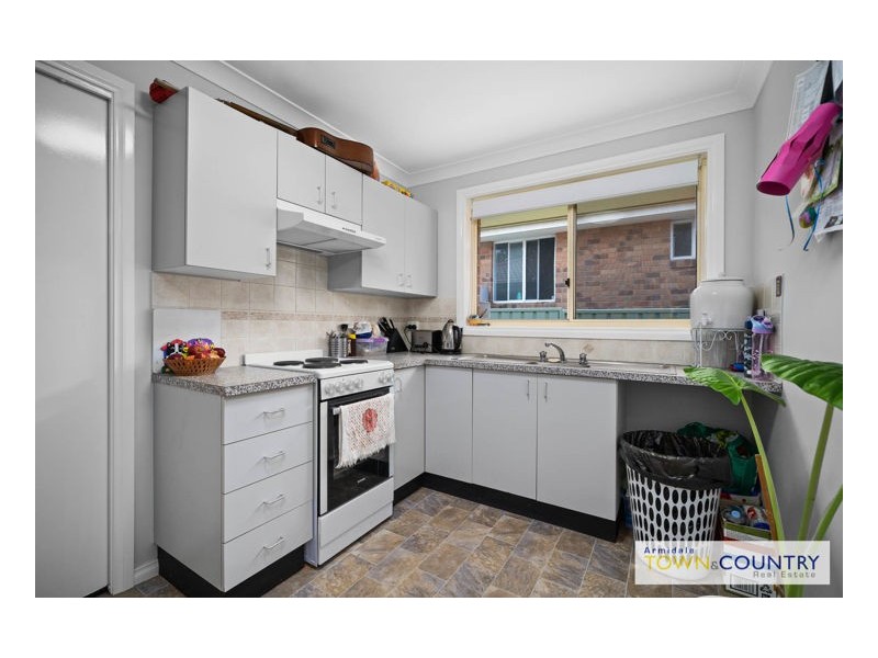 17 Grills Place, Armidale NSW 2350