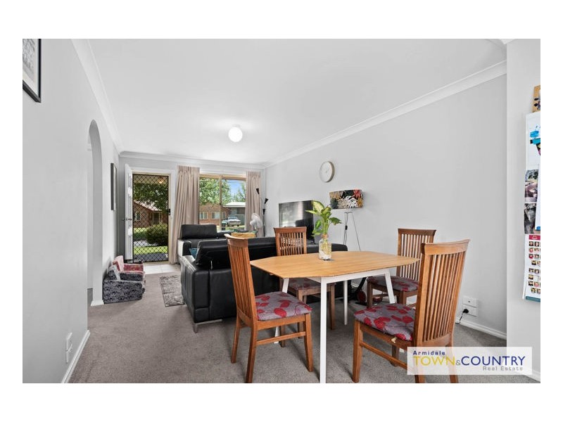 17 Grills Place, Armidale NSW 2350