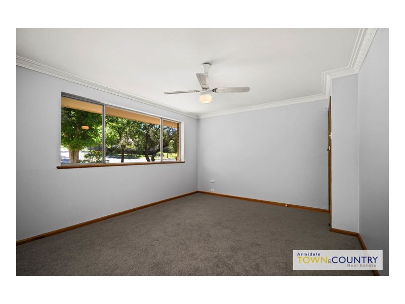 31 Chestnut Avenue, Armidale NSW 2350