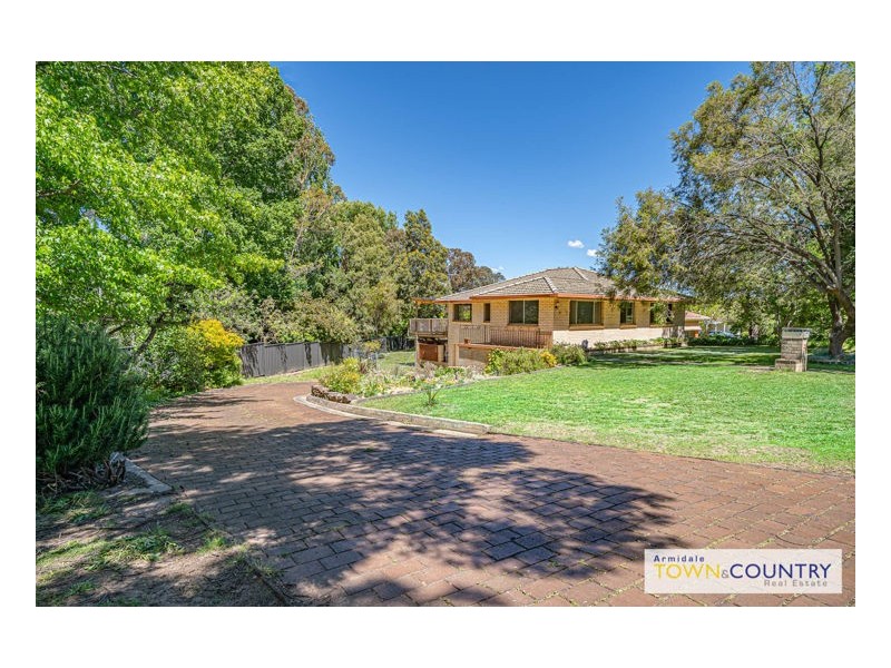 31 Chestnut Avenue, Armidale NSW 2350