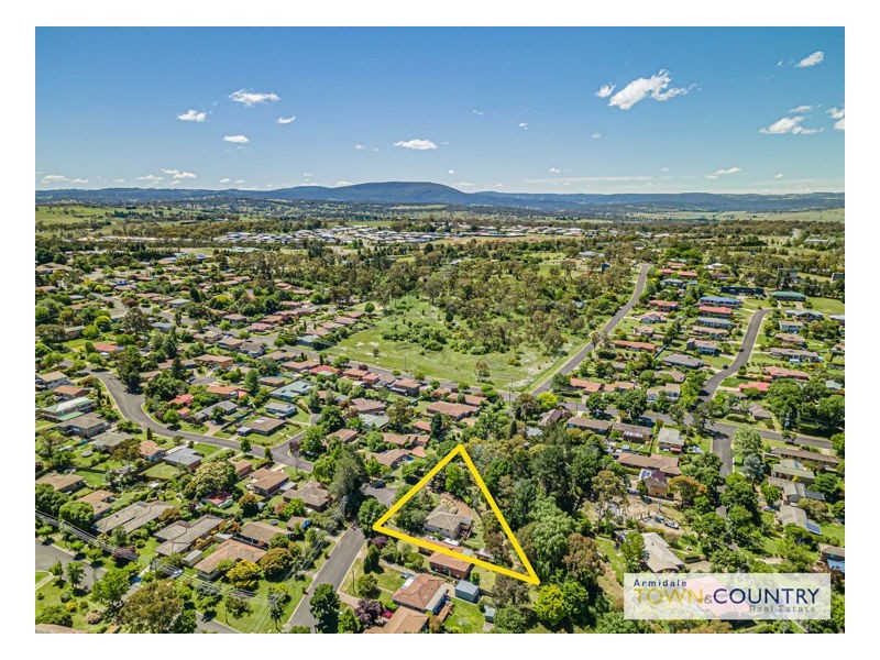 31 Chestnut Avenue, Armidale NSW 2350
