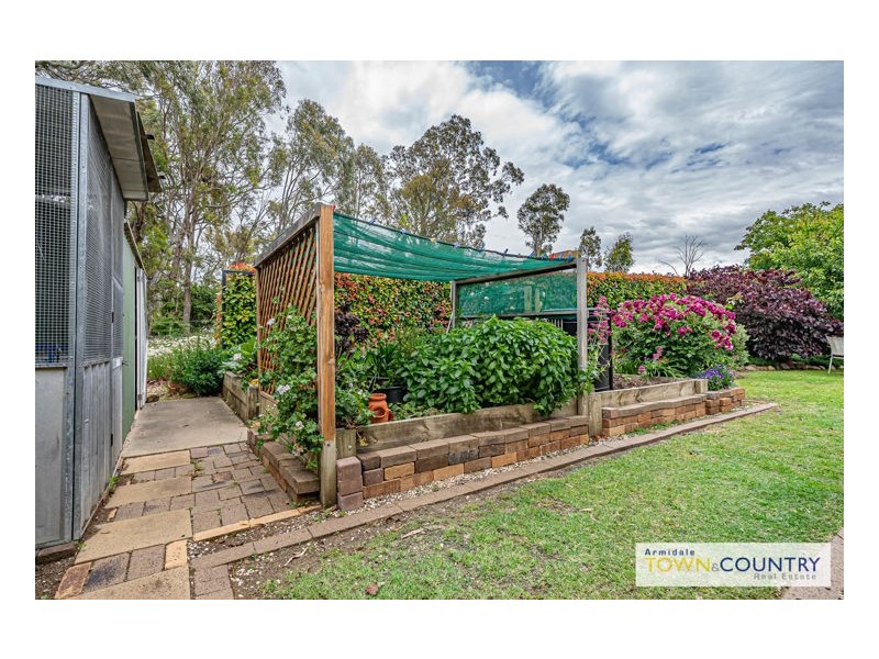 23 Norris Drive, Armidale NSW 2350