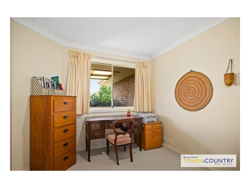23 Norris Drive, Armidale NSW 2350
