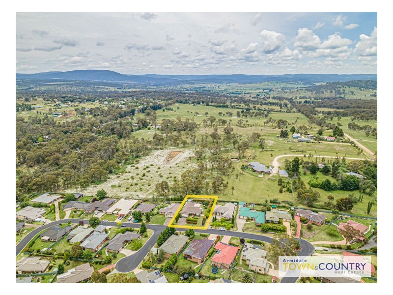 23 Norris Drive, Armidale NSW 2350
