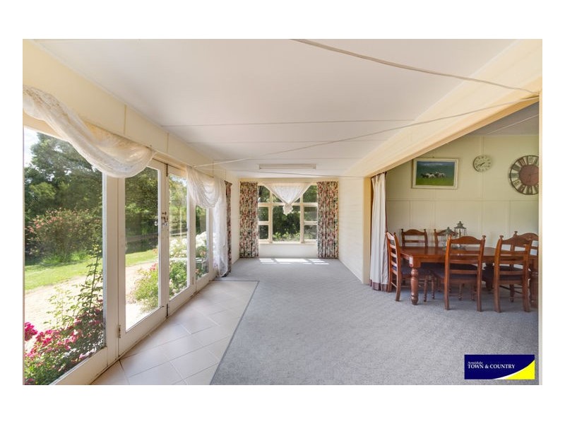 36 Dangarsleigh Road, Armidale NSW 2350
