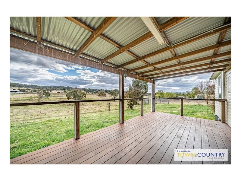 36 Dangarsleigh Road, Armidale NSW 2350