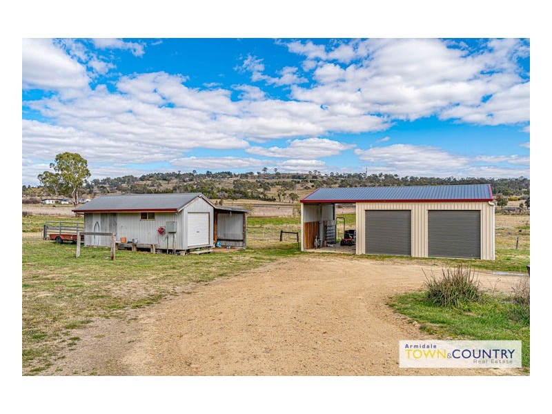 36 Dangarsleigh Road, Armidale NSW 2350