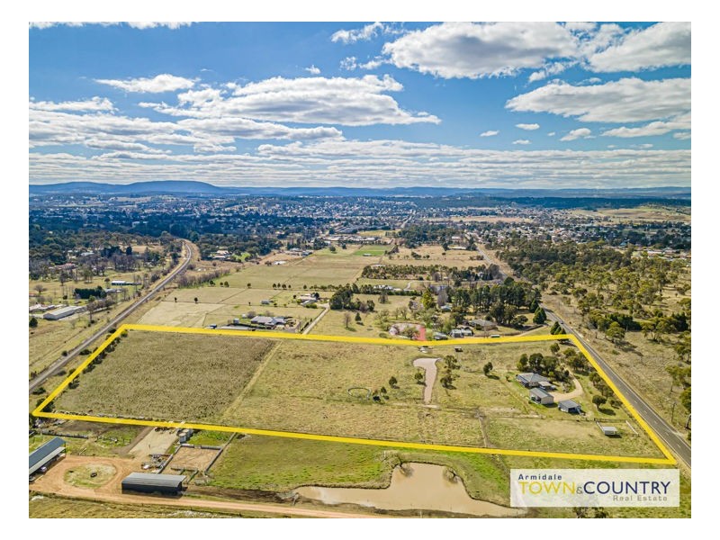 36 Dangarsleigh Road, Armidale NSW 2350