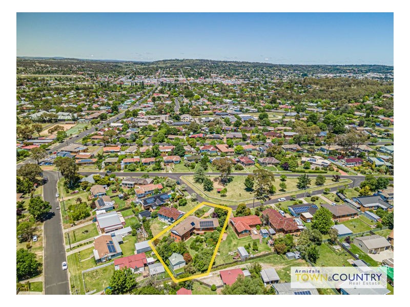 9 Wilson Avenue, Armidale NSW 2350