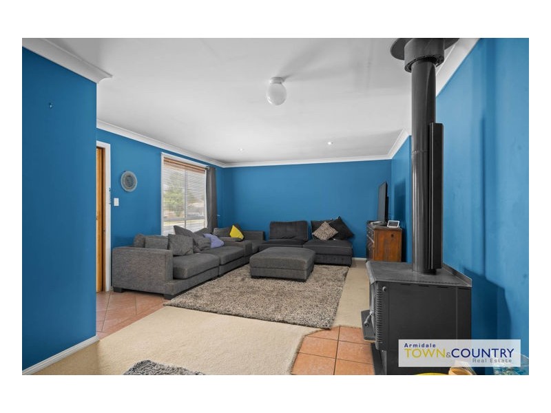 17 Aldred Avenue, Armidale NSW 2350