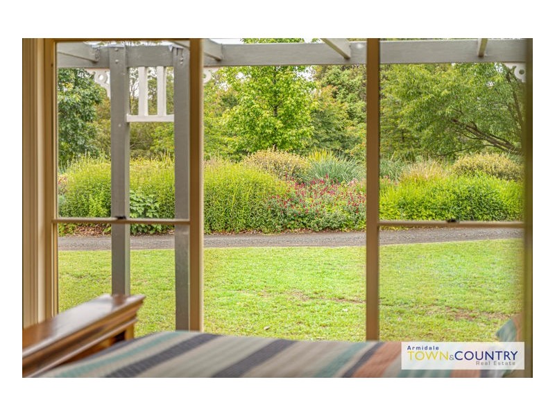 28 Westview Road, Armidale NSW 2350