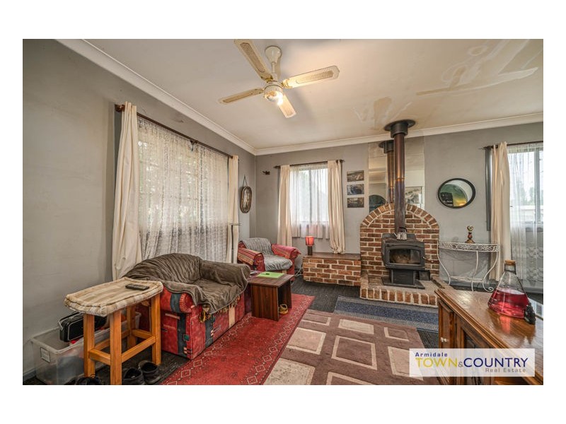 26 Drew Street, Armidale NSW 2350