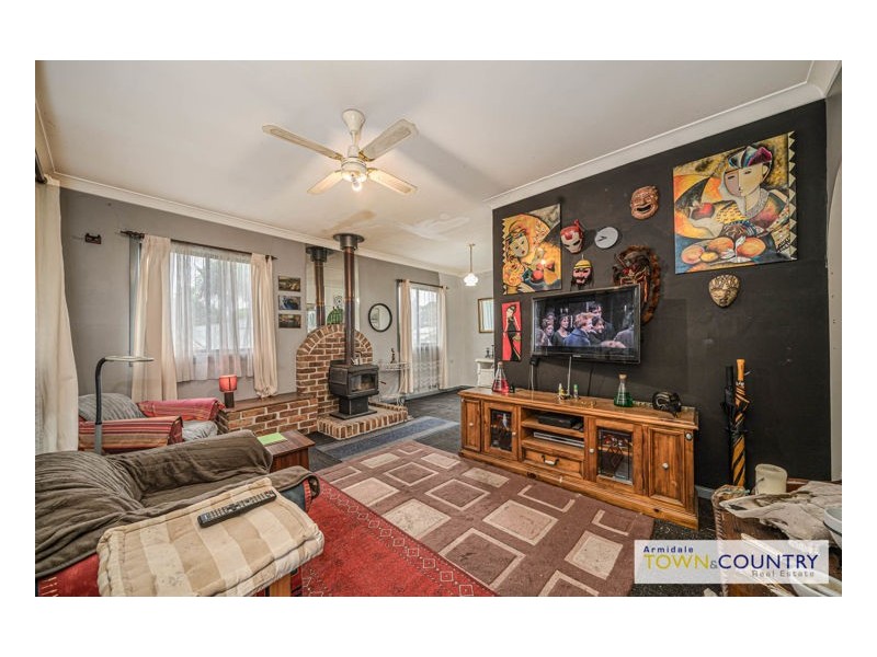 26 Drew Street, Armidale NSW 2350