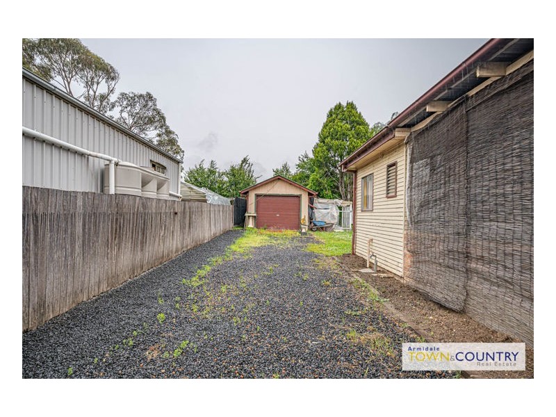 26 Drew Street, Armidale NSW 2350