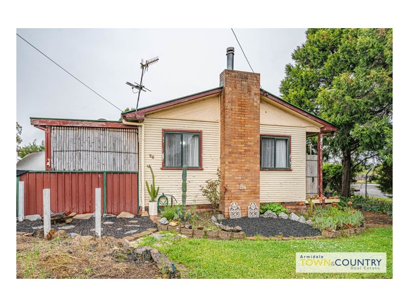 26 Drew Street, Armidale NSW 2350