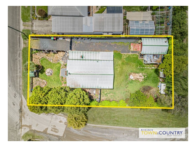 26 Drew Street, Armidale NSW 2350