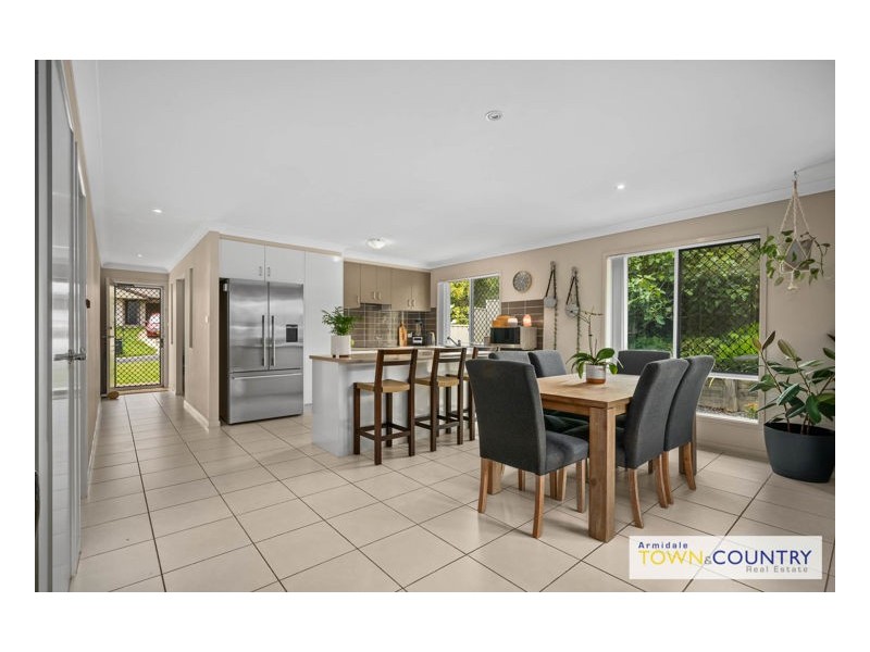 12 Grandview Crescent, Armidale NSW 2350