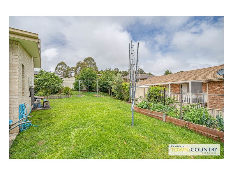12 Grandview Crescent, Armidale NSW 2350
