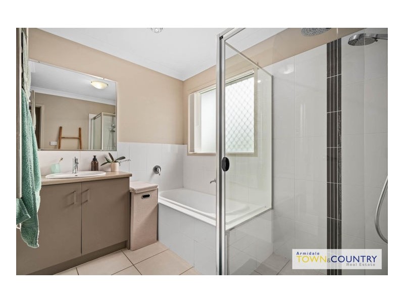 12 Grandview Crescent, Armidale NSW 2350