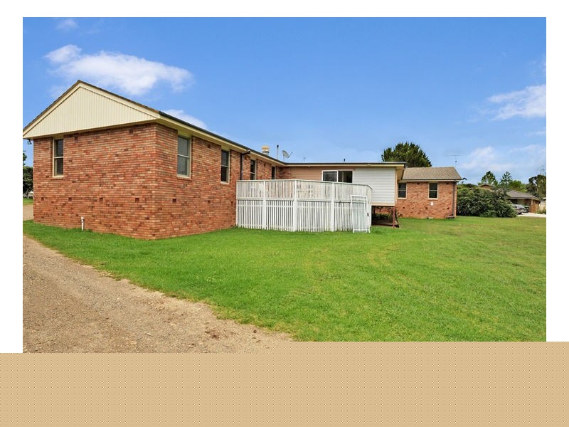 60 Claude Street, Armidale NSW 2350