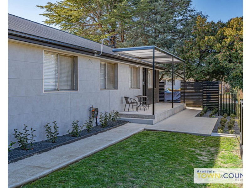 4/7 Helen Avenue, Armidale NSW 2350