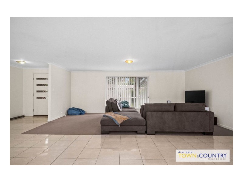 8 Somerville Close, Armidale NSW 2350