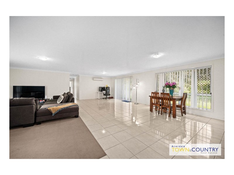 8 Somerville Close, Armidale NSW 2350