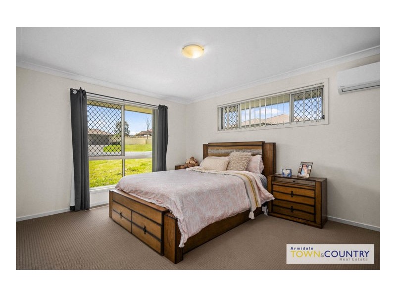 8 Somerville Close, Armidale NSW 2350