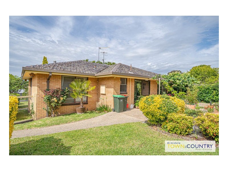 73 Newton Street, Armidale NSW 2350