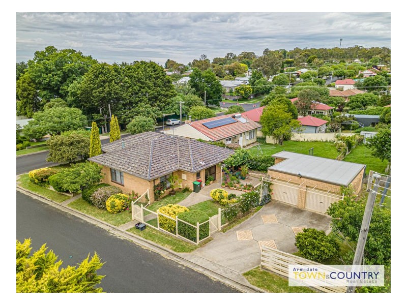 73 Newton Street, Armidale NSW 2350