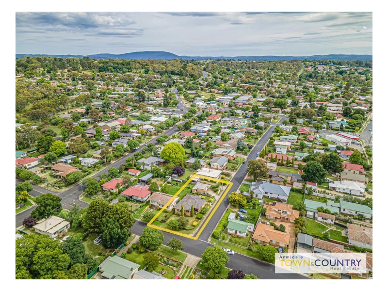 73 Newton Street, Armidale NSW 2350