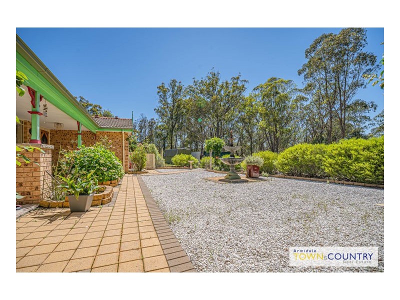 33 Middle Farm Road, Armidale NSW 2350